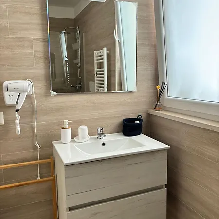 Daire Sweet House Via Sagarriga Visconti 164 *